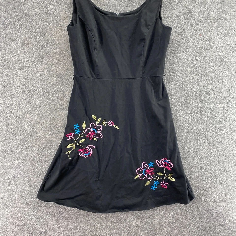 Vestido Sag Harbor Mujer 8P Pequeño Negro Floral Bordado Funda Midi Cremallera Foto 4 de 4