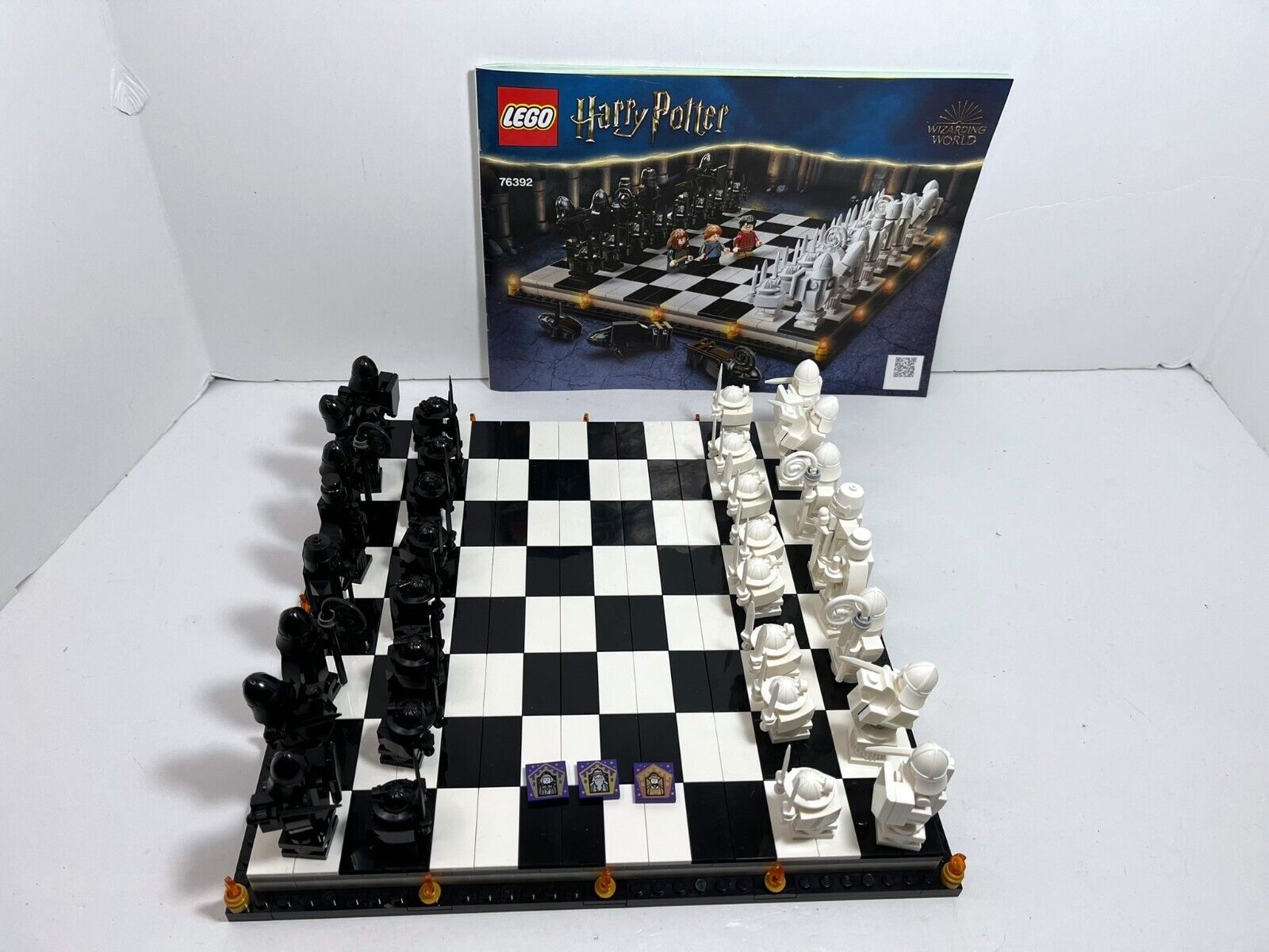 LEGO Harry Potter: Hogwarts Wizard’s Chess 76392 (2021) Instructions.