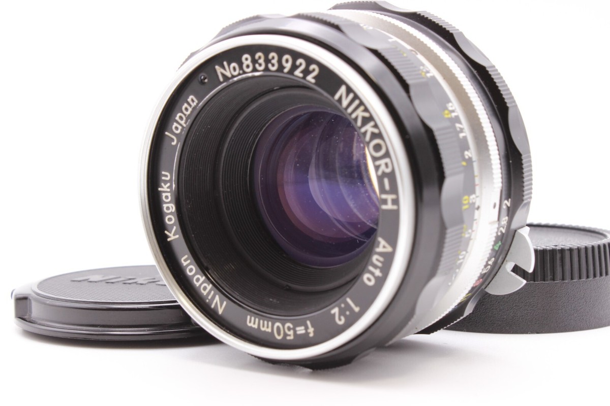 Nikon F Nikkor Auto 50mm F2付き