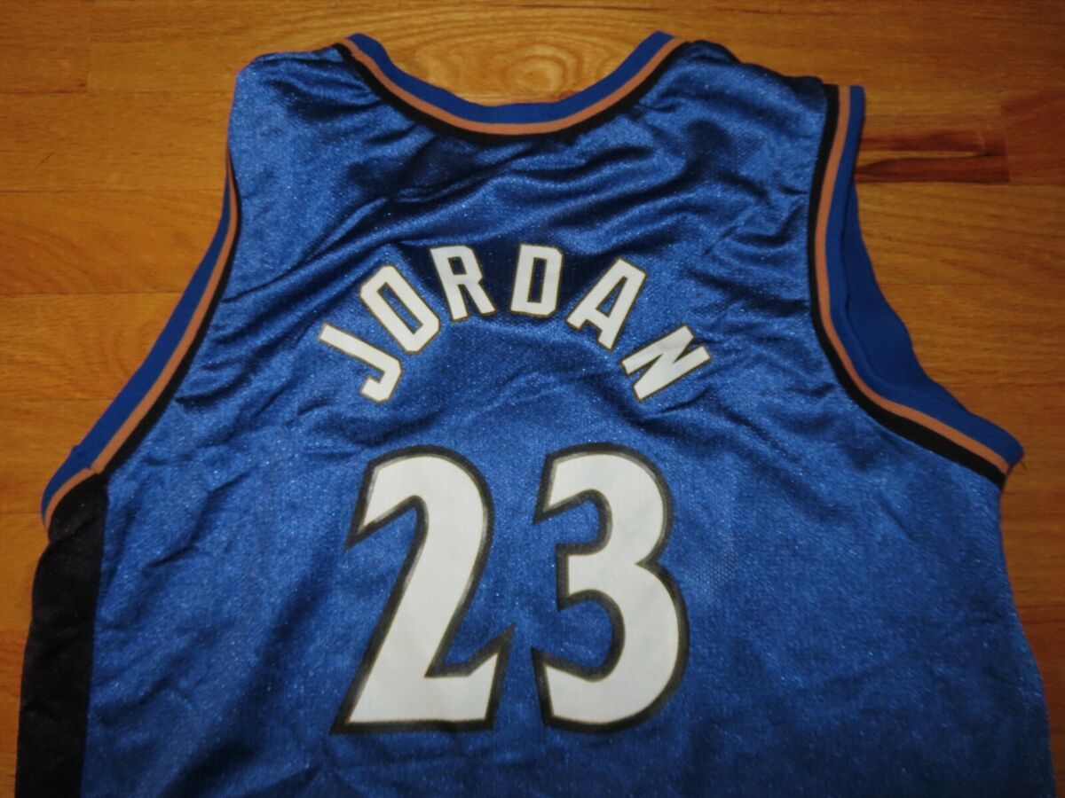 Vintage Champion MICHAEL JORDAN No 23 WASHINGTON WIZARDS Vintage Champion MICHAEL JORDAN No 23 WASHINGTON WIZARDS