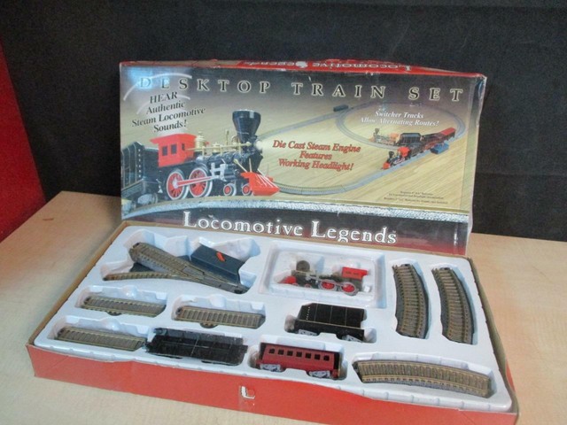 desktop train set