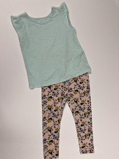 Pre-owned Girl's Minnie Mouse floral pants with a light teal green casual top 5T