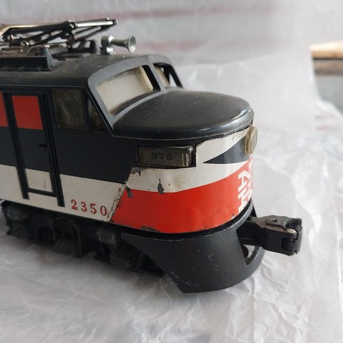 Locomotore elettrico vintage del dopoguerra Lionel 2350 New Haven modello non testato - Foto 23 di 24