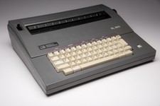 Smith Corona  Electronic Typewriter SL 500 Electric Portable & Cover Vintage EUC thumbnail