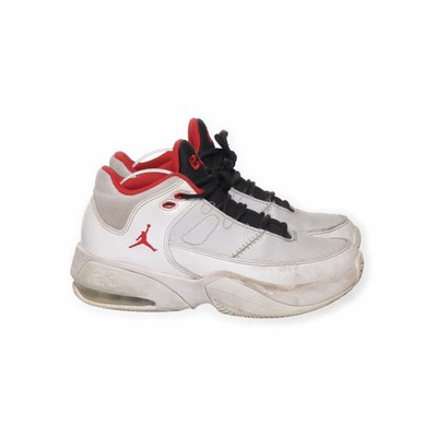 Nike Air Jordan, Basketballschuhe, Größe: 36 1/2, Max Aura 3, Weiß/Rot #Nyj