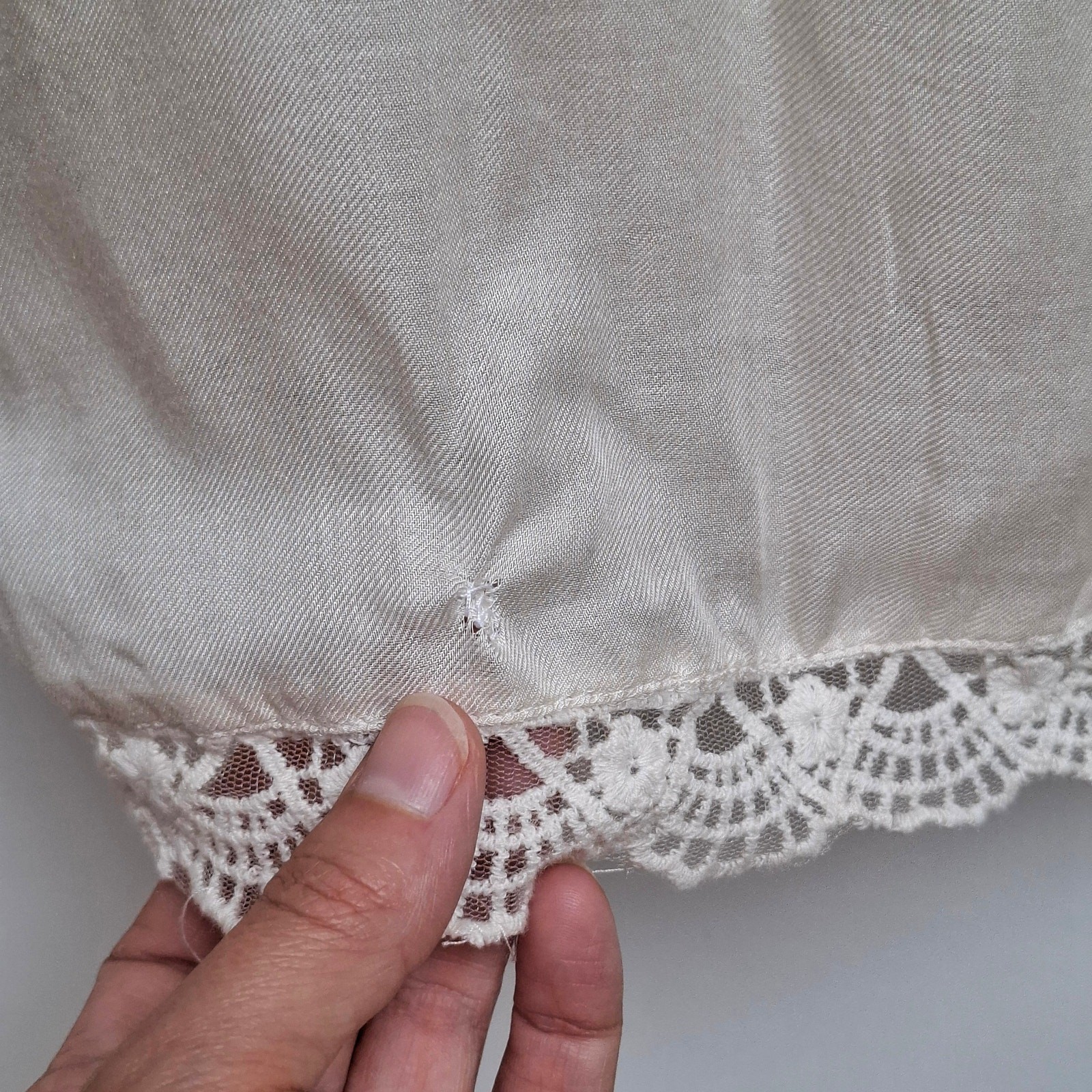 Marks and Spencer Embroidered Top  Womens Tunic Floral Ivory Size 8 Short Sleeve