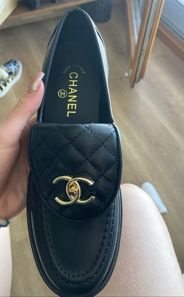 Mocassin noir chanel taille 37 - Photo 1/4