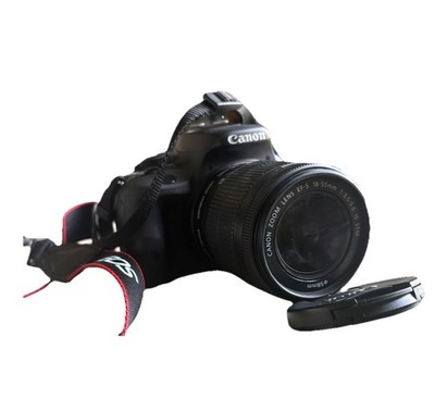 Canon EOS Rebel SL1 18MP Black DSLR 3x w/ EF-S 18-55mm IS STM Lens (No Battery)