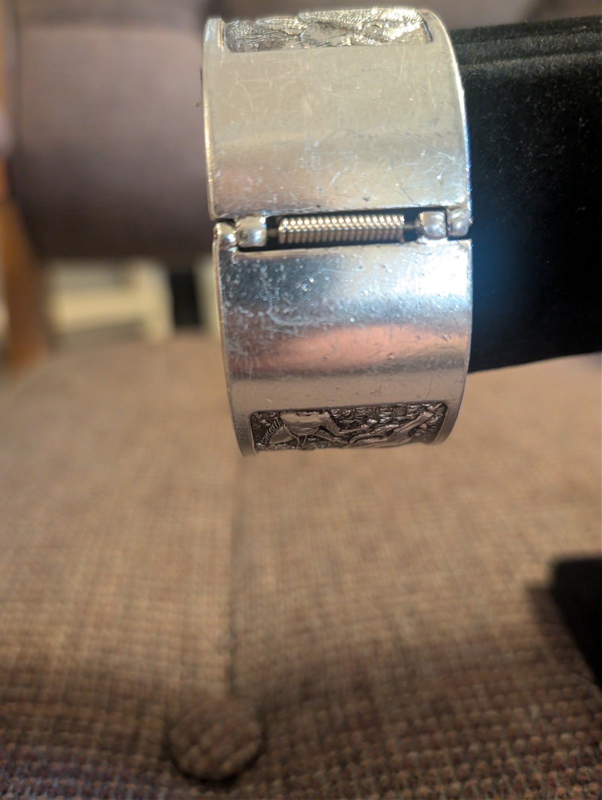 Vintage Silver Tone Hinged Cuff Bracelet Engraved… - image 3