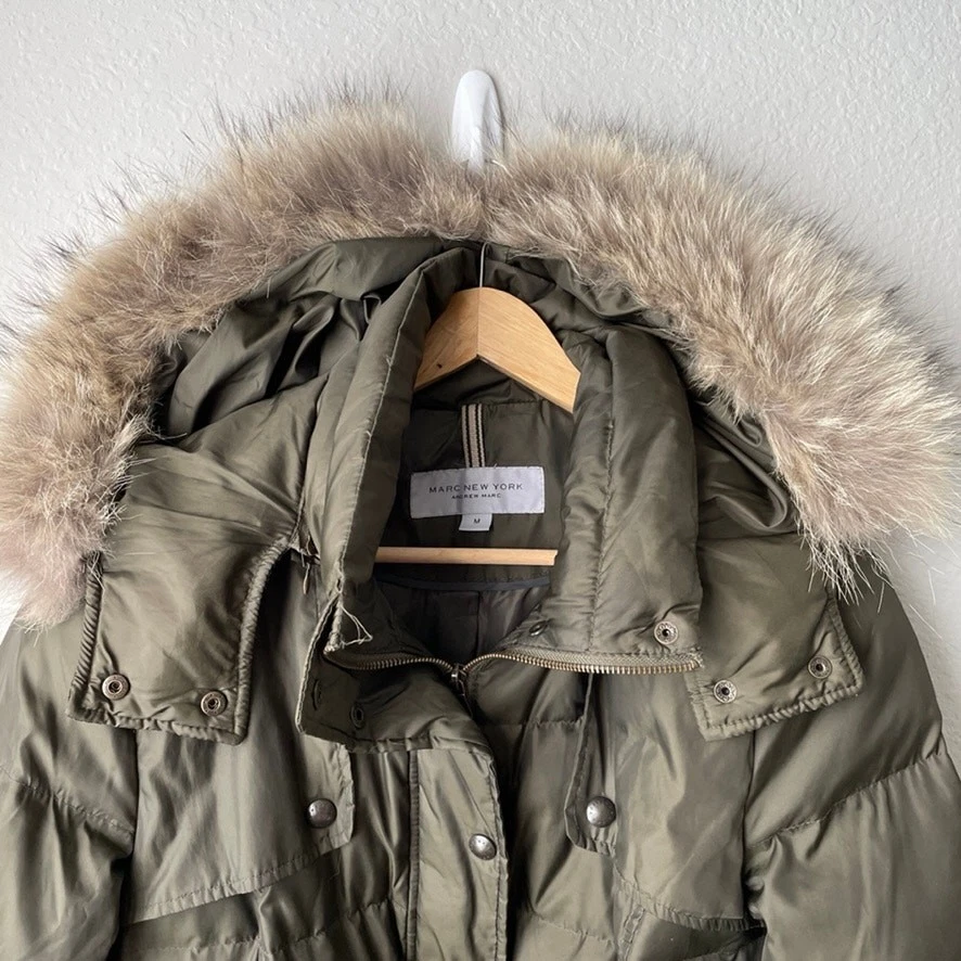 Abrigo acolchado Marc New York verde oliva con ribete de piel real - Talla M Foto 4 de 4