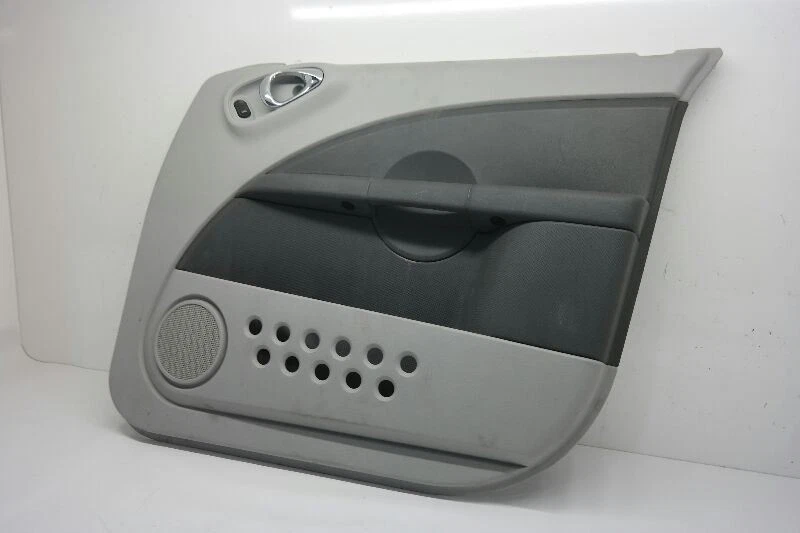 2001-2010 Chrysler PT Cruiser RH Right Font Passenger Door Panel  - Image 3 of 4