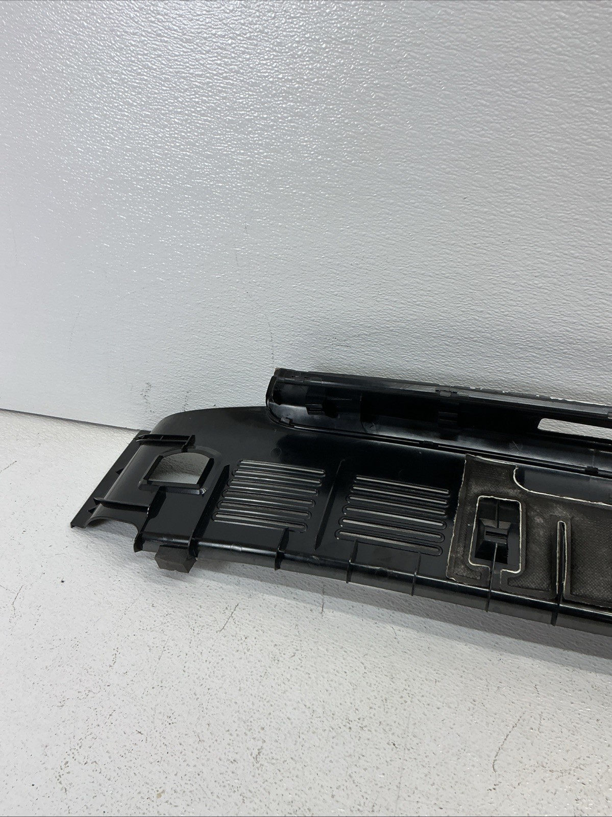 06-12 Bentley Continental Trunk Latch Lock Sill Scuff Plate Trim Cover OEM