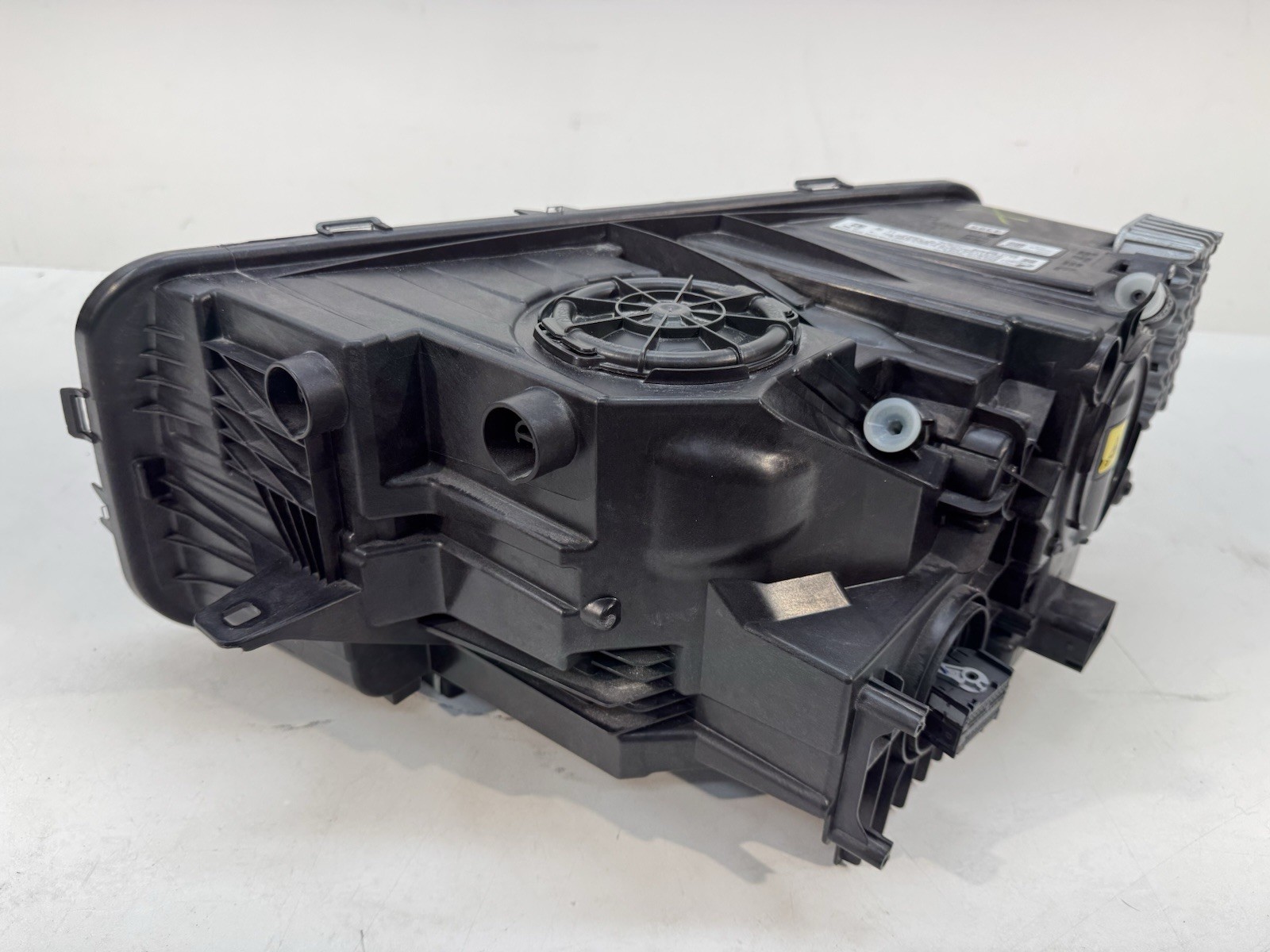 2019-2024 Rolls Royce Cullinan Right Passenger Laser Headlight OEM 63119853214