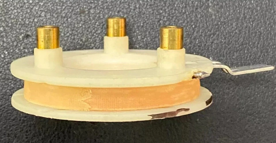 Standard Motor Products LX526 NEW Distributor Ignition Pickup Made In USA - Image 2 of 4