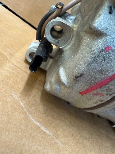 USED OEM AC Compressor 64529195978 / 64529399061 / 64509154072 / 447140-2070 - Picture 5 of 5