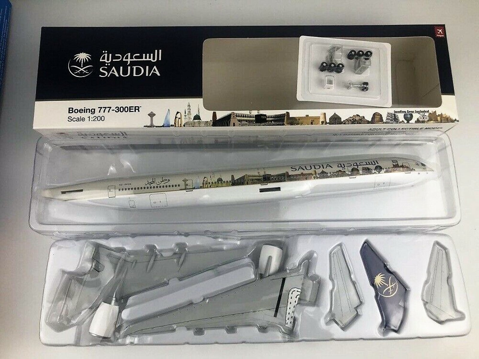 Hogan Wings 1 0 Saudia Boeing 777 300er Plastic Replica Hgg For Sale Online Ebay