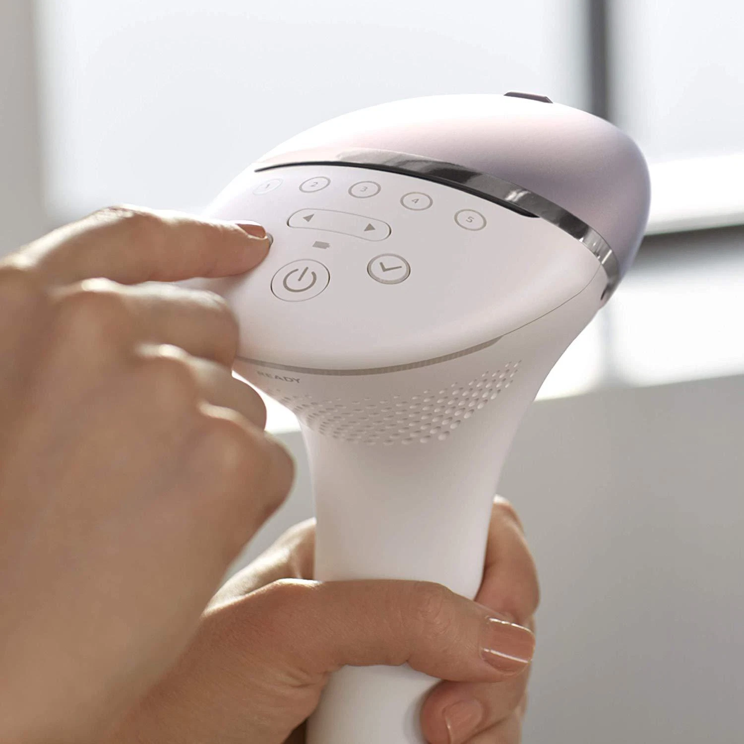Philips Lumea Prestige IPL Hair Removal Device - Body, Face, Bikini & Underarms - Picture 4 of 8
