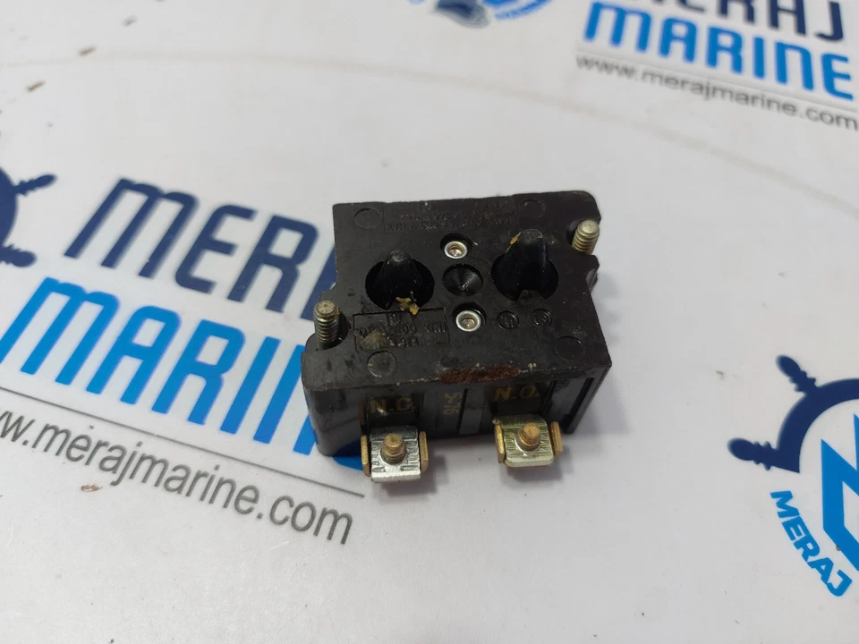 CUTLER-HAMMER 10250T1 Contact Block D.C.250V MAX - Image 4 of 4