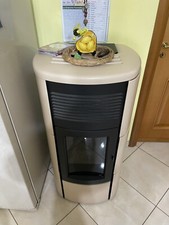 Stufa a pellet idro usata 16 KW - Come Nuova
