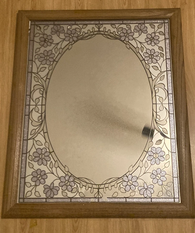 Espejo de pared rectangular de vitral grabado floral de colección años 80 marco de madera 25x30 Foto 2 de 4