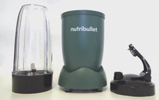 NUTRIBULLET PRO 32OZ. 900W PERSONAL BLENDER, GREEN. NB9-0401 NEW IN BROWN BOX