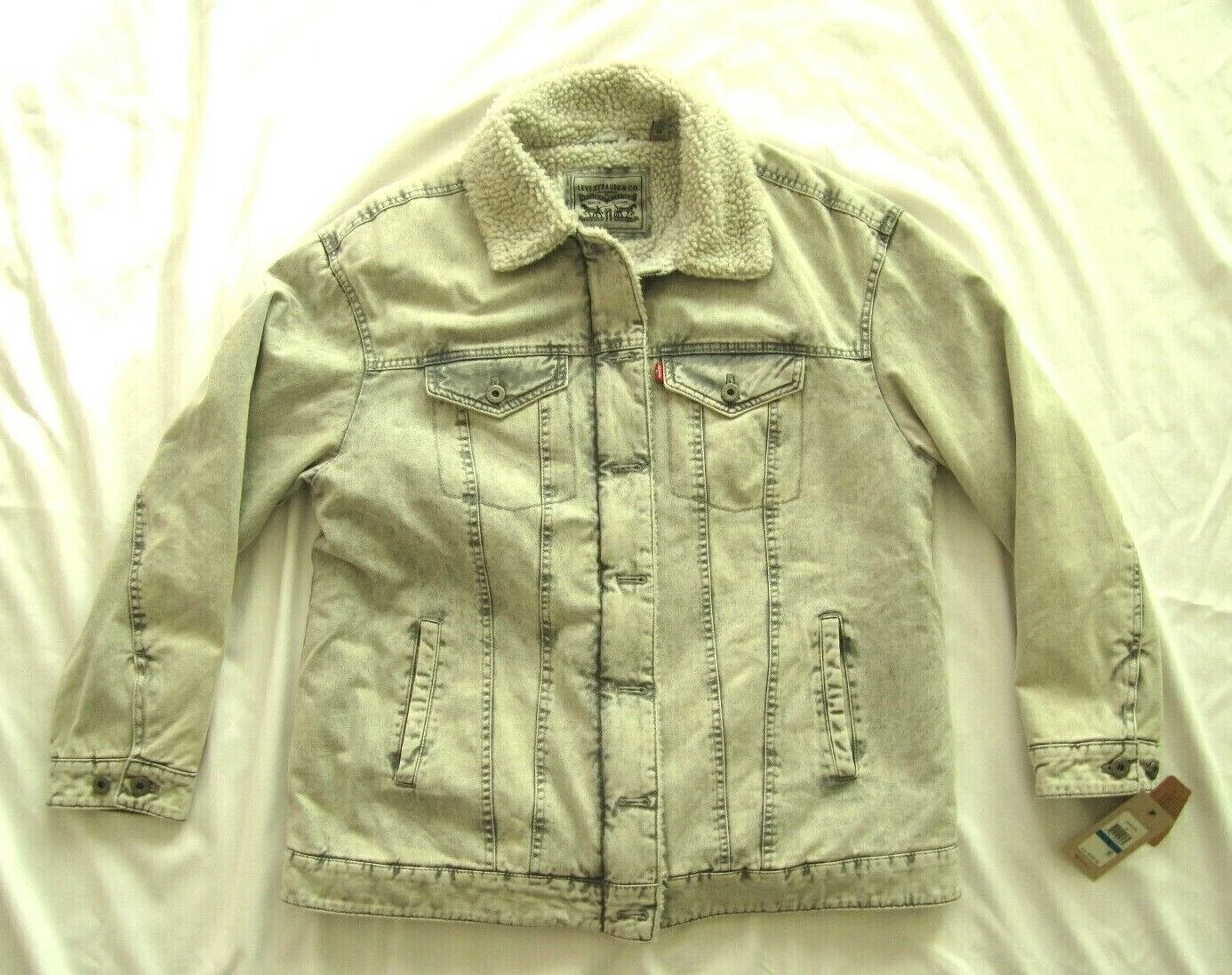 Levis Mens Sherpa Lined Trucker Jacket Grey Acid Wash Denim XL LW8RC790 - product detail image 1