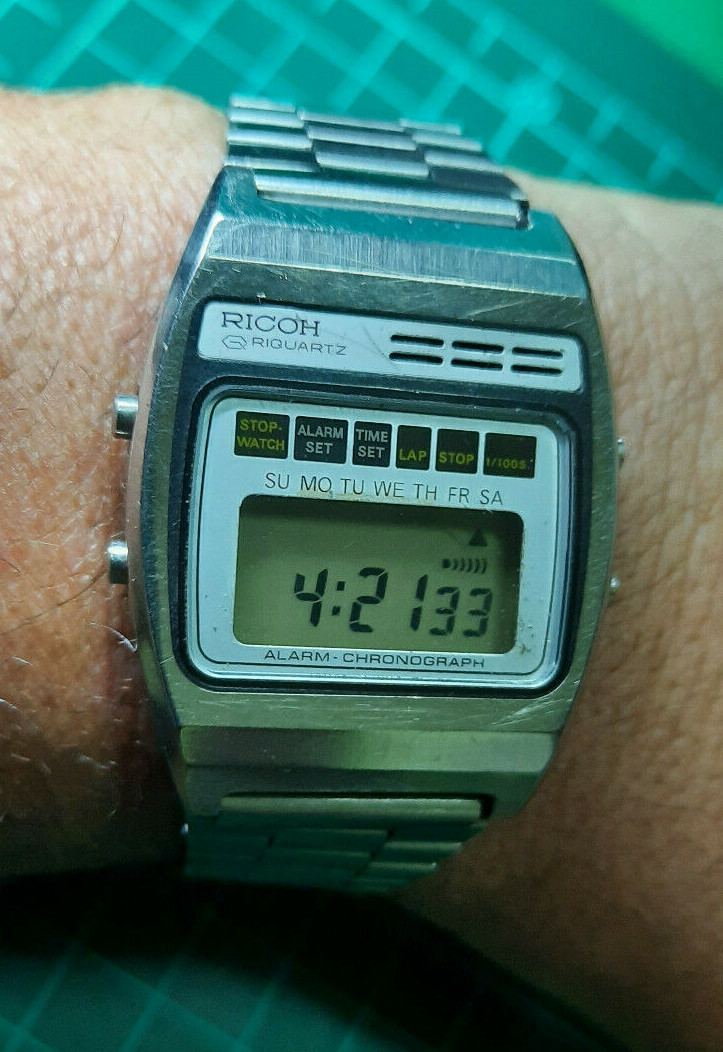 RICOH Riquartz 824001 Alarm Chronograph Vintage 70s Original Japan