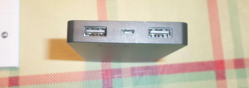 LNUC mophie PowerStation - Universal External Battery - Made  - Image 3 of 4