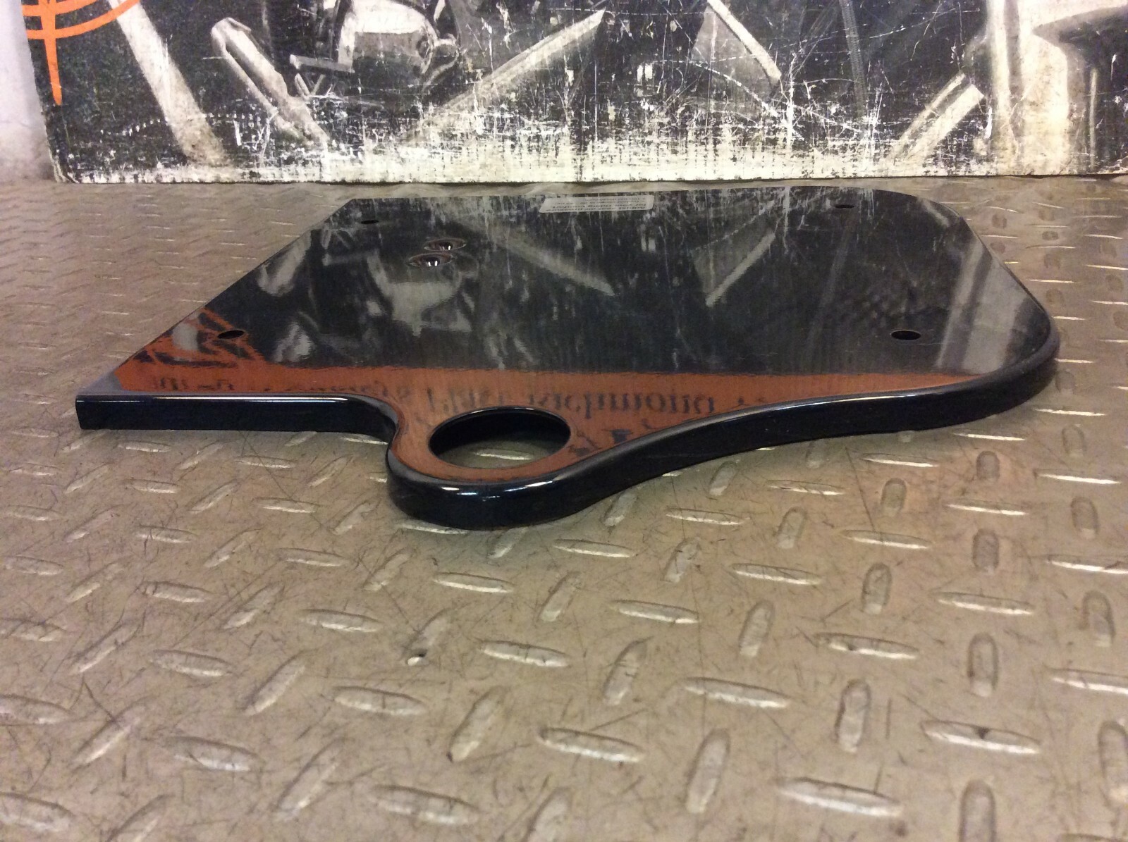 09 13 Harley Davidson Touring Ultra Air Tour Pack Mounting Plate