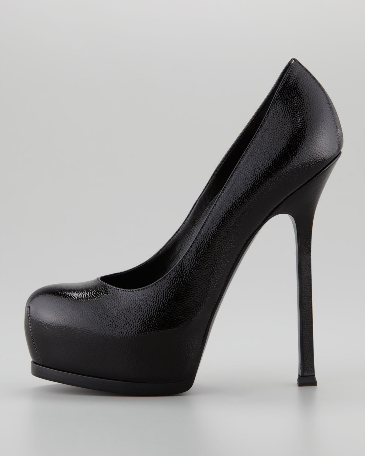 Yves Saint Laurent Tribtoo 105 décolleté nere testurizzate granulose $795 36 5