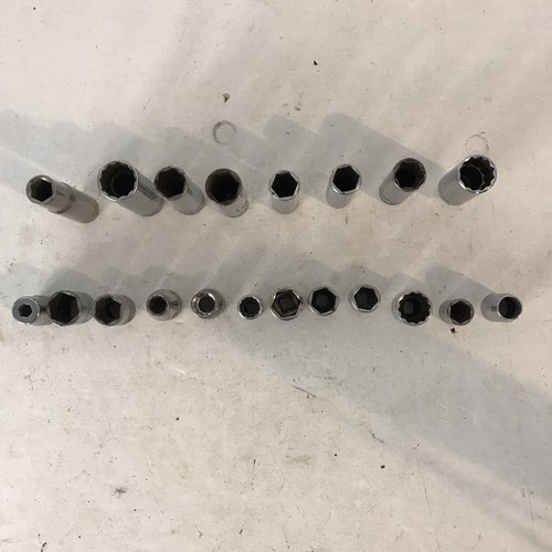 19 pc Snap-On Blue Point Mac 3/8” & 1/4" Drive SAE & MM Mix of 6 & 12Pt Sockets - Picture 2 of 4
