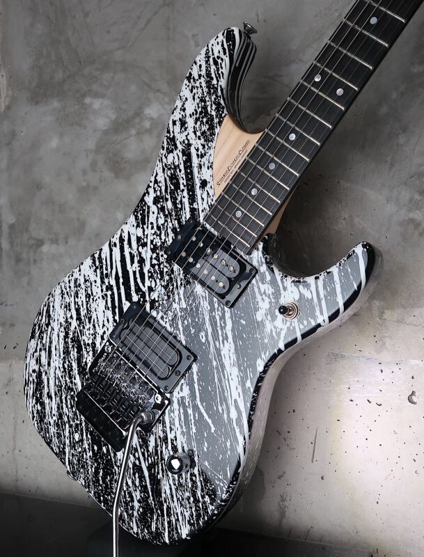 🎸 Washburn N4 Nuno Bettencourt Black/White Splatter 🎸 Washburn N4 Nuno Bettencourt Black/White Splatter