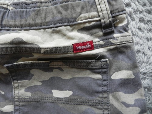 Wrangler Shorts Youth 18 Regular Flat Front Cargo Spandex Camo Military Boys - Picture 5 of 9