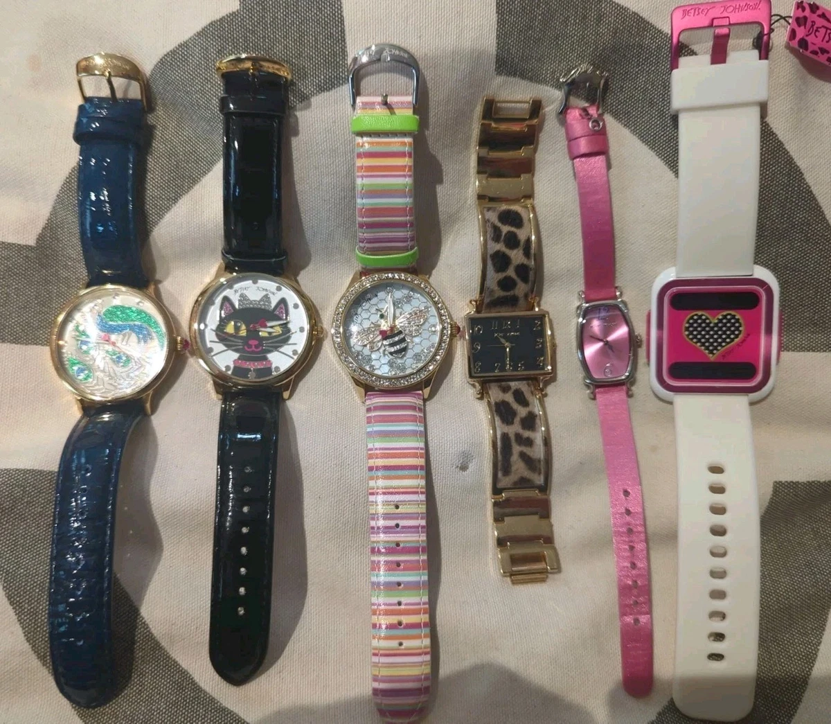 BETSEY JOHNSON PRE-LOVED AUTHENTIC FLORAL FACE & IRIDESCENT LEATHER WATCH Betsey Johnson women main image 3