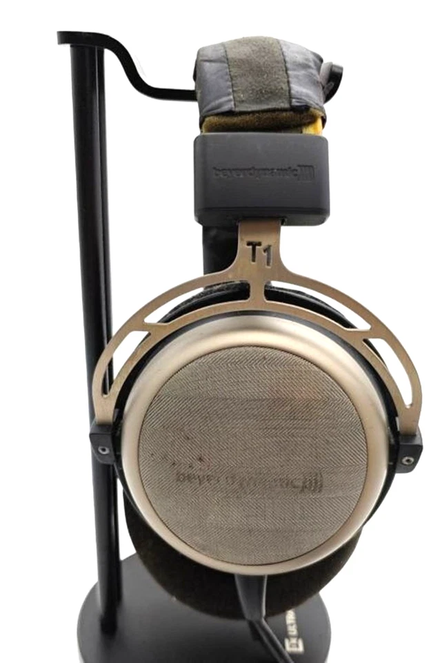 Beyerdynamic T1 1st Gen Wired Audiophile Headphones XLR 4-pin specification - Image 2 of 4
