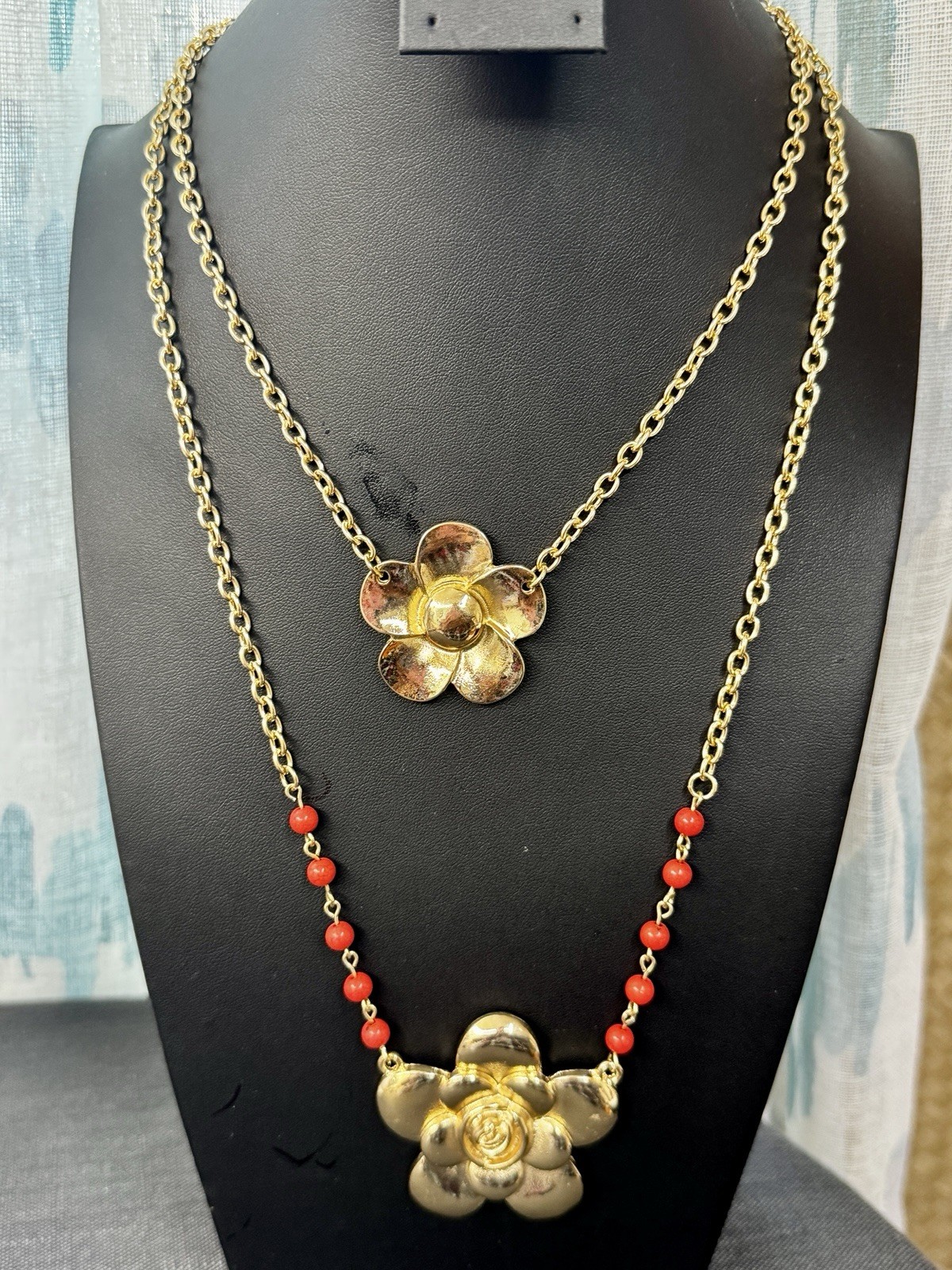 Gold Tone Layered Double Strand Oval Link Chain Necklace Flower Charms Red