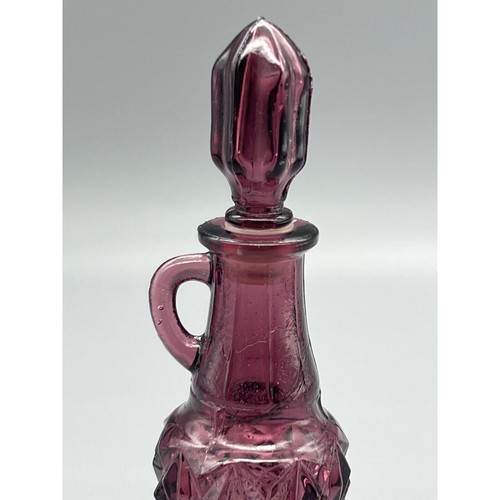 "Crueta de aceite o vinagre vintage MCM de vidrio amatista púrpura de 5,25"" con tapón" - Imagen 10 de 12
