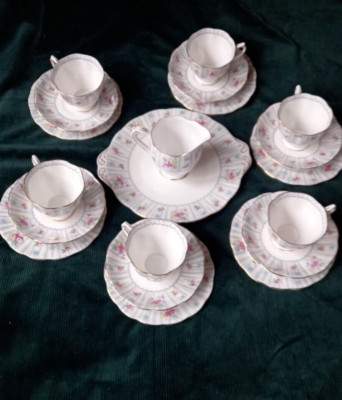 ROYAL ALBERT DEBUTANTE PORZELLAN BONE CHINA GESCHIRR RESTPOSTEN SET