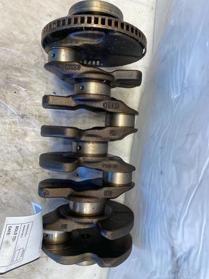 Volkswagen CC 2010 motor cigüeñal cigüeñal OEM sedán 2,0 L 4 cilindros Foto 2 de 4