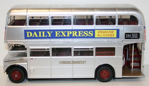 SunStar 1/24 Scale 2903 Routemaster Bus Daily Express RM664 WLT 664 Silver Lady - Imagen 3 de 6