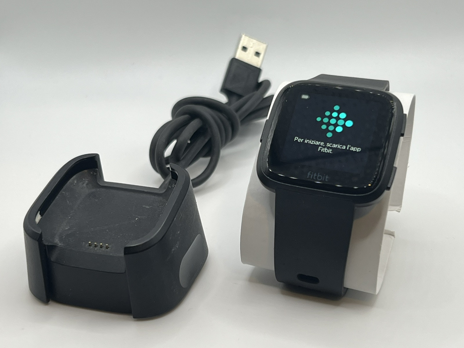 Fitbit Versa FB504 Black Small Smartwatch with Advanced Features-image