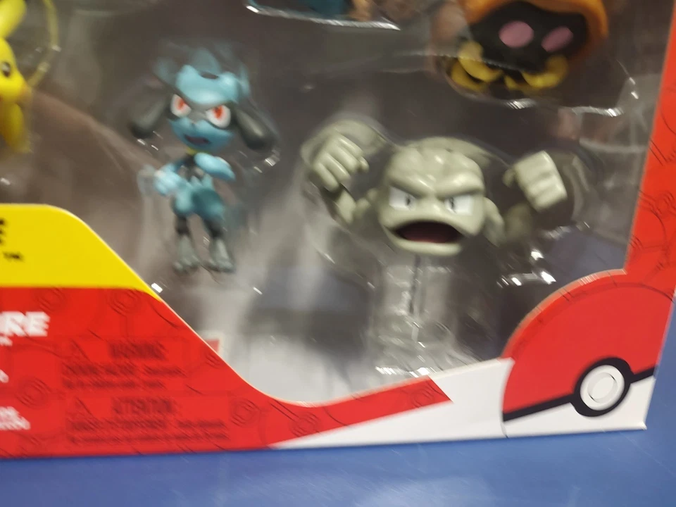 Figuras POKEMON listas para la batalla Pikachu Cleffa Omanyte Kabuto Riolu Geodude Foto 4 de 4