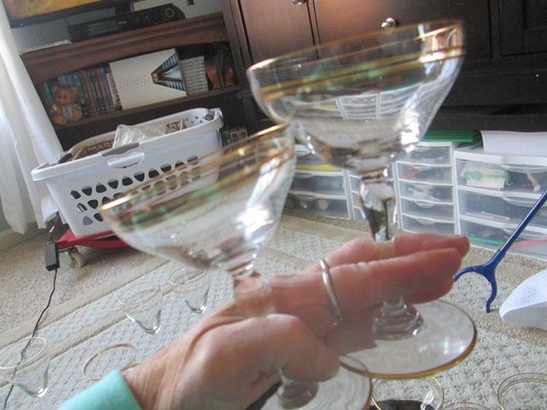 2 Lenox Gold Trim Crystal Glass Wine Glasses Stemware Delicate / Vintage S/M Set - Picture 2 of 3