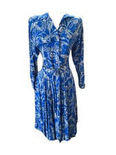 VINTAGE COURTNEY  Rayon dress M