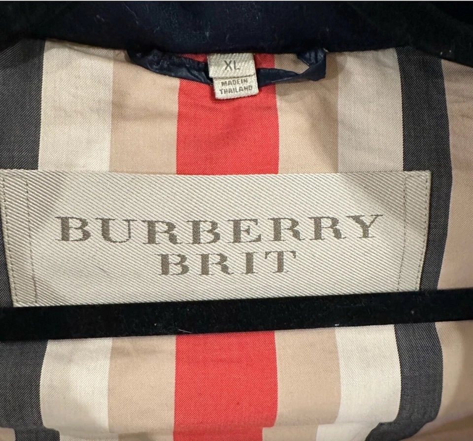Authentic Burberry Puffer Vest In Mint Condition Retail: $750 - Image 3 of 4