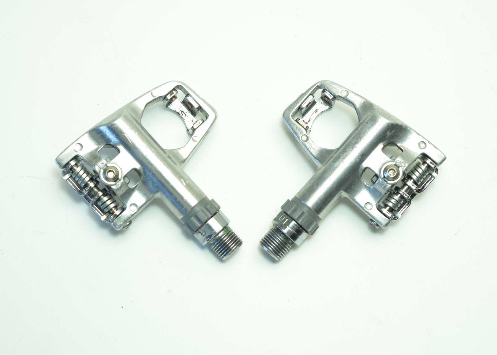 NASHBAR SINGLE SIDE BICYCLE CLIPLESS PEDALS 9/16 X 20 TPI