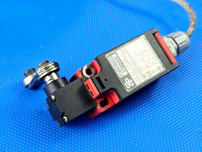 Bernstein I88-E2 AHS28 No: 618.6835.067 Limit Switch