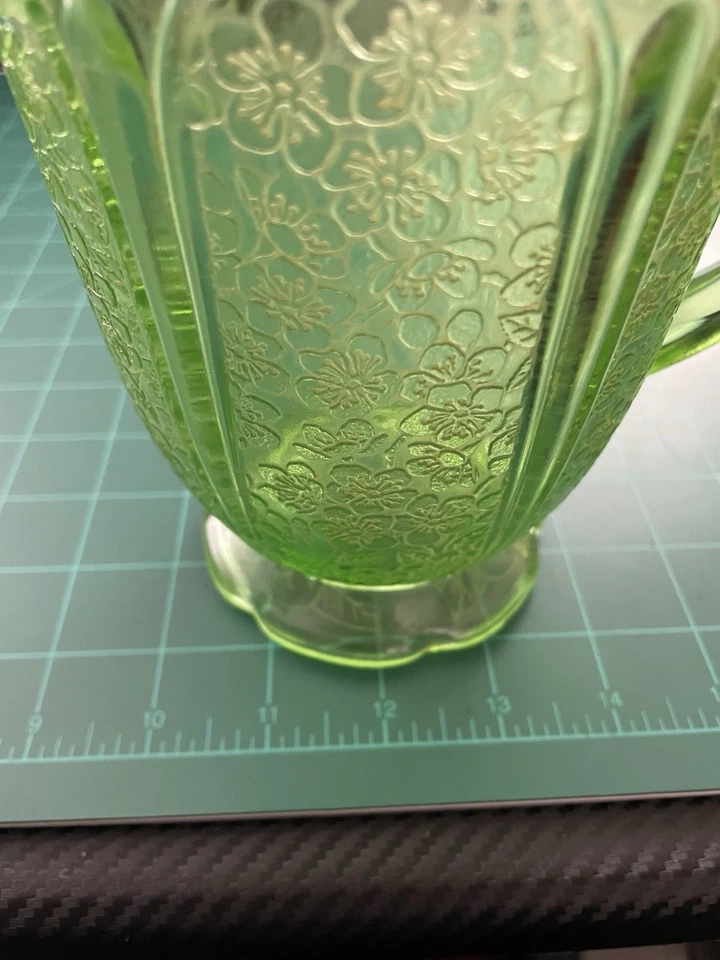 Vintage Uranium Depression Jeanette Cherry Blossom Pitcher - Image 2 of 4