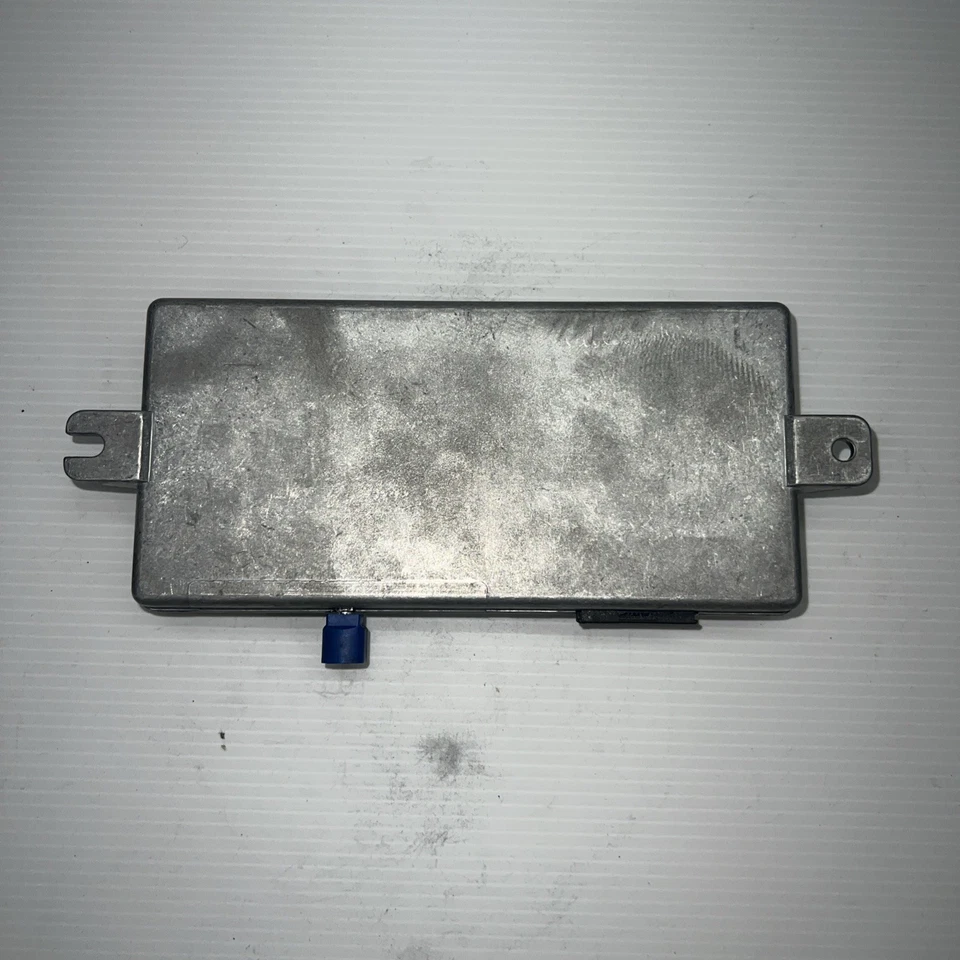 Módulo de control de cámara de visión trasera BMW 328i xDrive 2013-2016 OEM 90847906 Foto 2 de 4