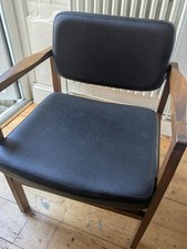 Black lounge chair